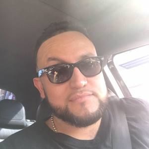 Meet your Posher, Esteban